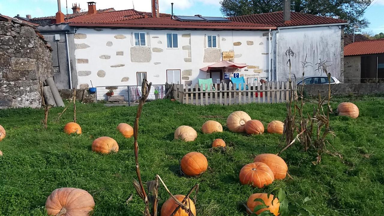 Albergue A Casina Di Marcello Palas de Rei Exteriör bild